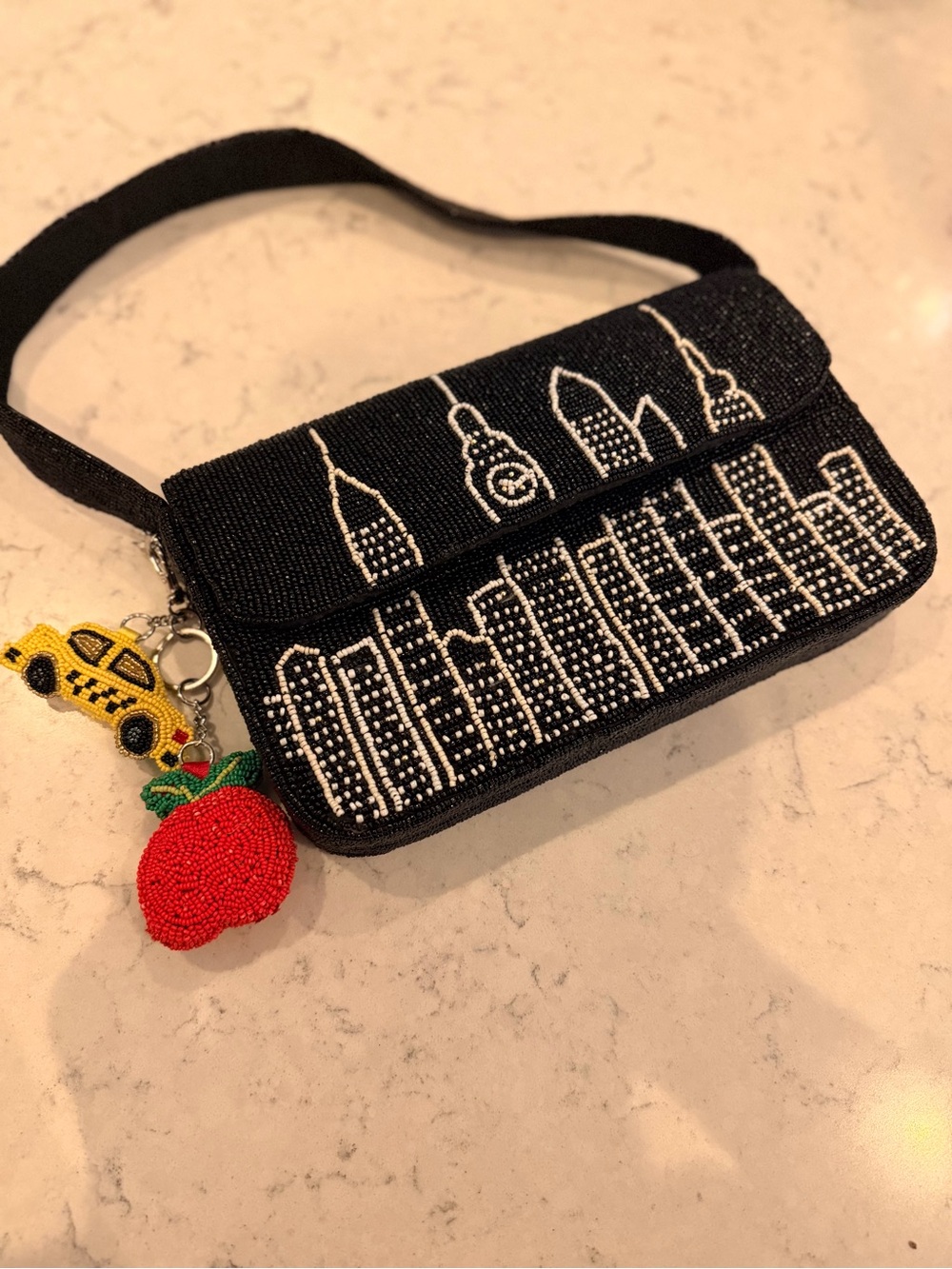 VIRAL Black Beaded New York Cityscape Purse with Red Apple and Taxi Cab Charm